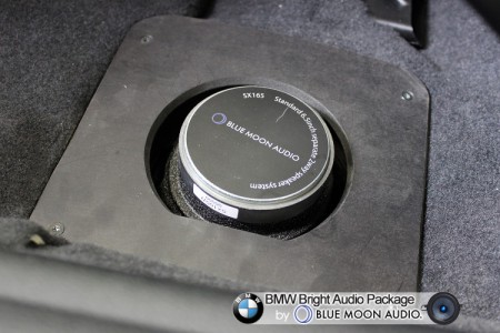 BMWM235iのデッドニング・スピーカー交換の様子です